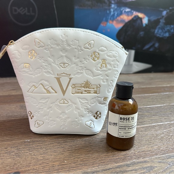 Valmont Off White Cosmetic Makeup Travel Bag - Picture 2 of 2